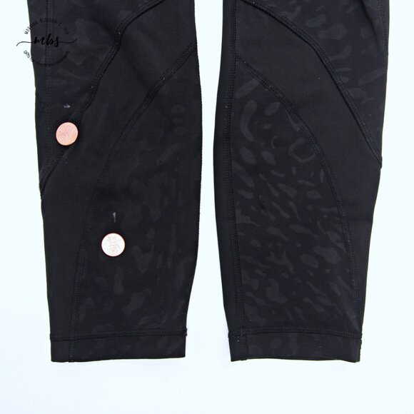 Lululemon Camo Mid Rise Zipper Pockets Cropped Leggings Black Women 6 - Picture 11 of 12